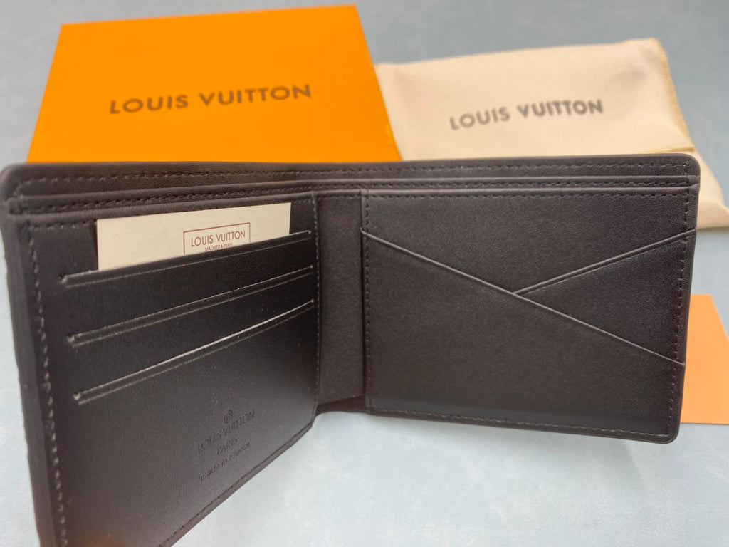 Louis Vuitton Black Bifold Logo Mens Wallet Credit Card Folding